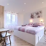 Joy By Interhome Appartement Pula
