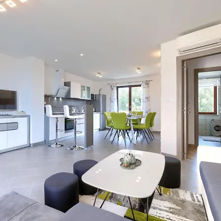 Joy By Interhome Apartmán *