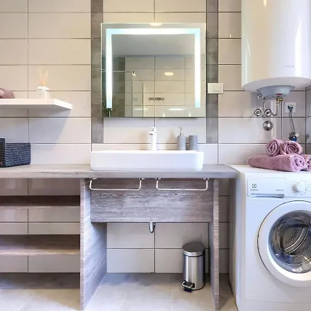 Apartament Joy By Interhome