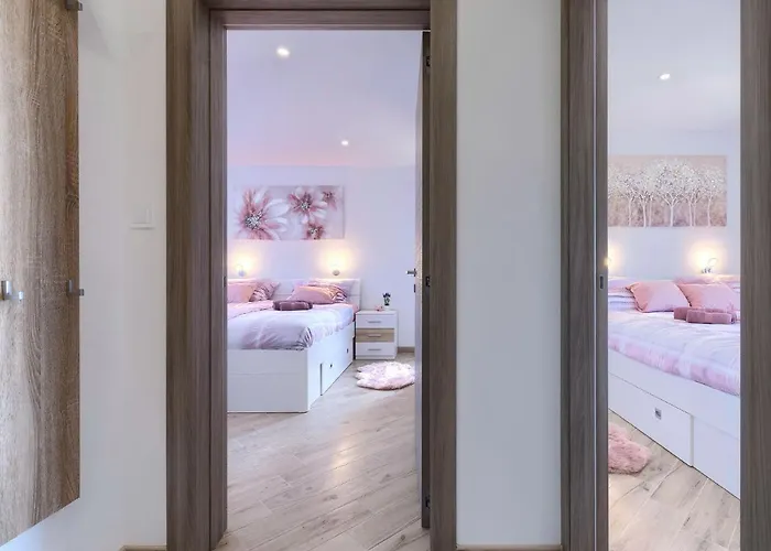 Joy By Interhome Apartmán Pula